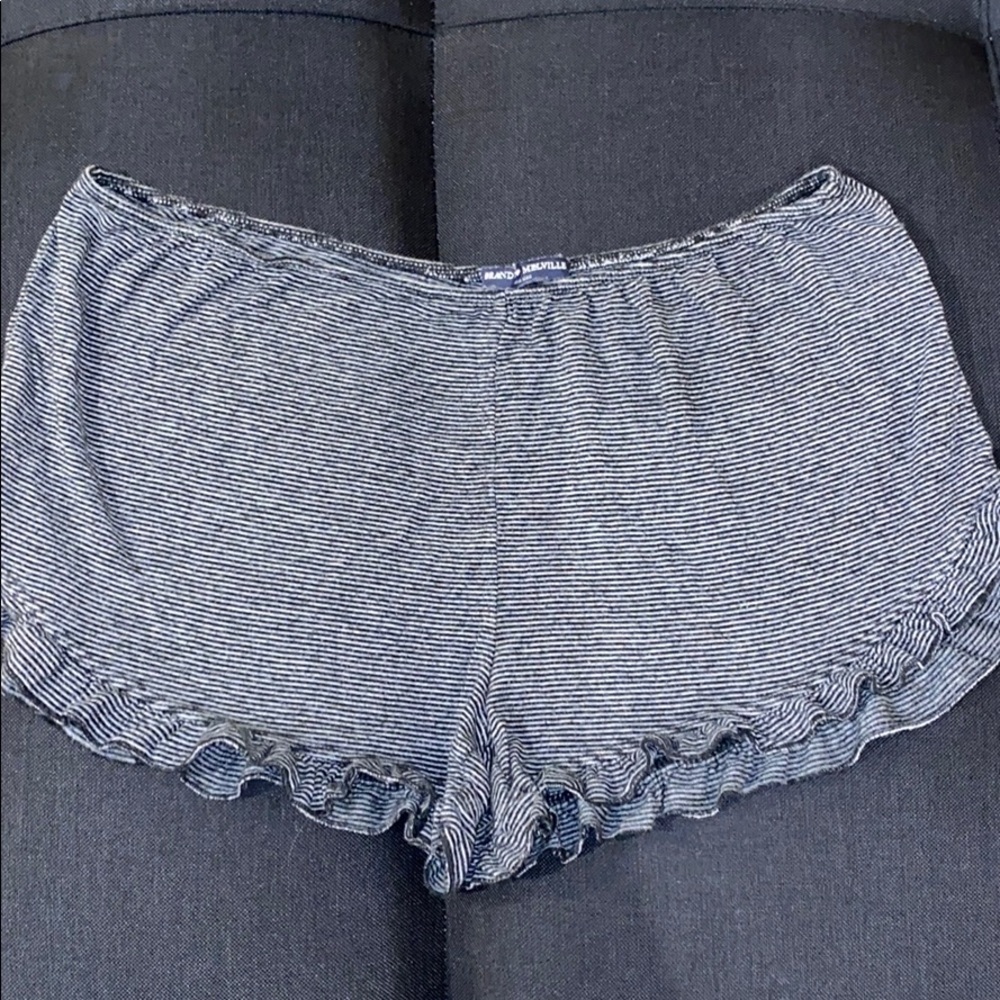 SOLD Brandy Melville shorts good condition